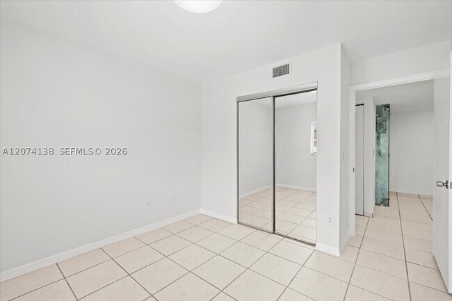 Building Photo - 3610 N 56th Ave