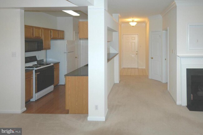 Building Photo - 46582 Drysdale Terrace