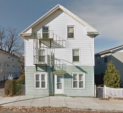 Building Photo - 77 Walnut St