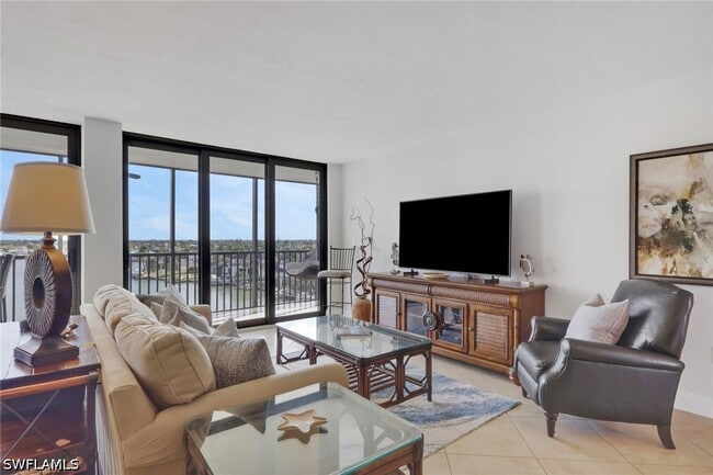 Building Photo - 10420 Gulf Shore Dr