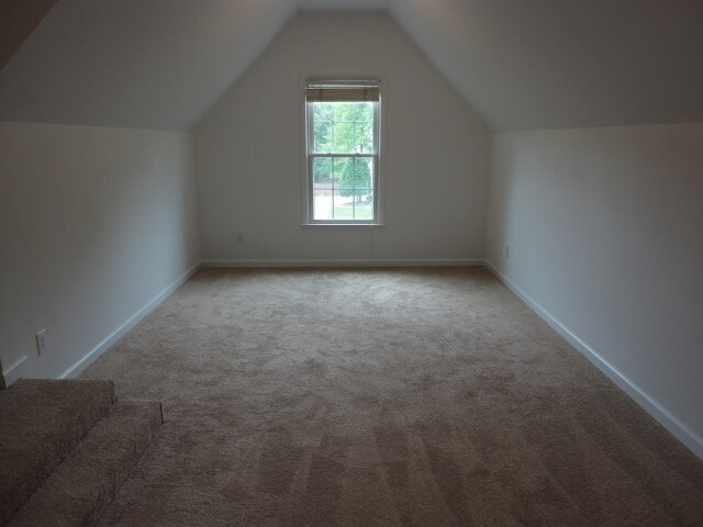Building Photo - 1034 Chesterfield Place NW