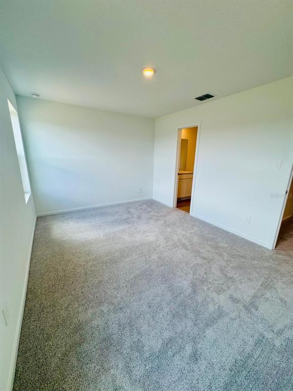 Building Photo - 813 Lynx St