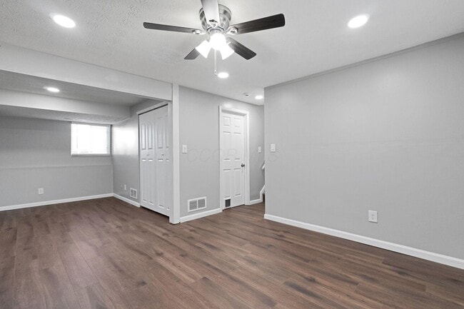 Building Photo - 199 N Spring Rd