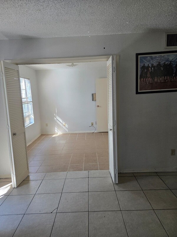 Building Photo - 12627 Ashford Meadow Dr