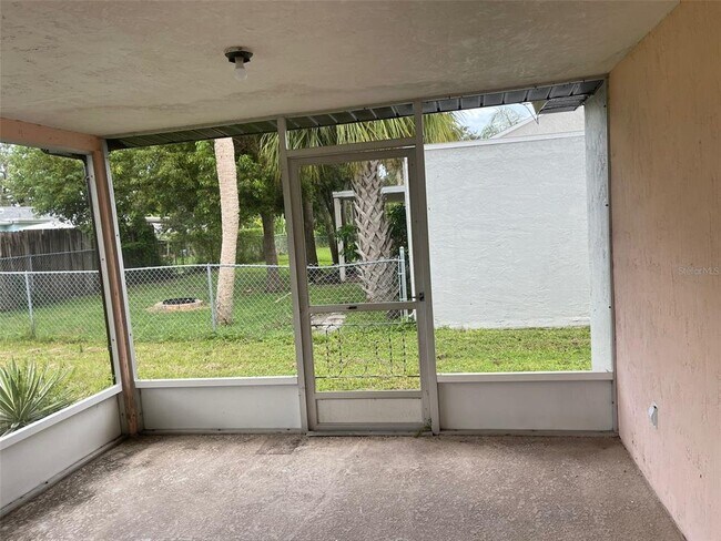 Building Photo - 3704 Haven Dr