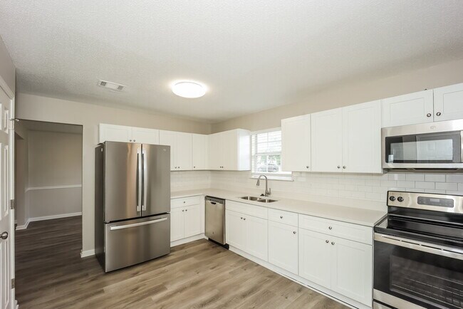 Building Photo - 6956 Fields Dr