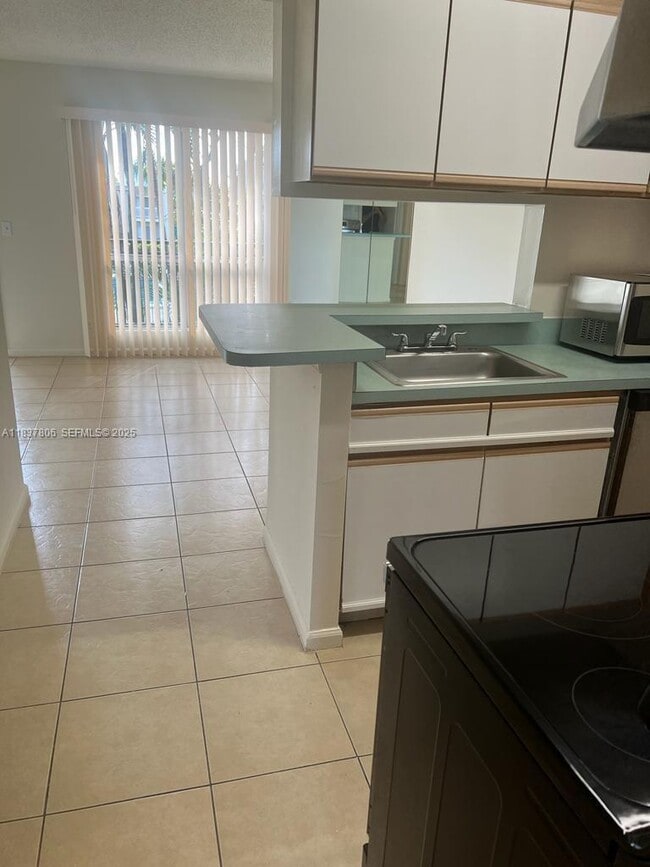 Building Photo - 1500 N Congress Ave