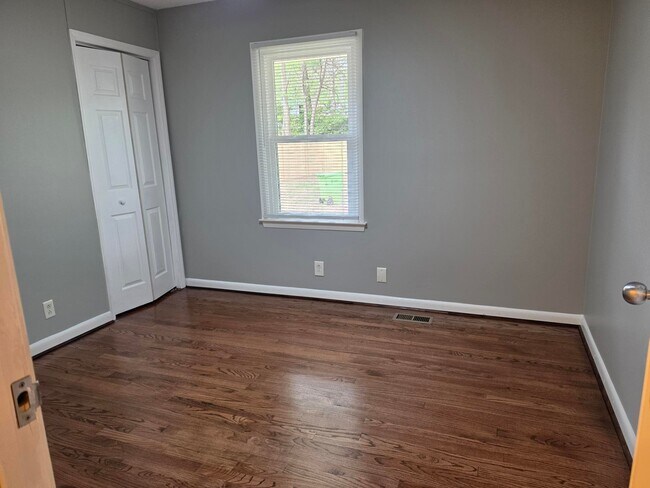 Building Photo - 2701 Patrick Rd