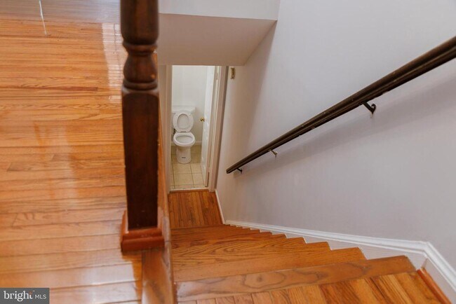 Building Photo - 5631 Hogenhill Terrace