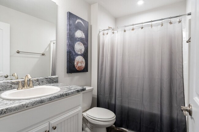 Building Photo - 113 Ridgeway Cir