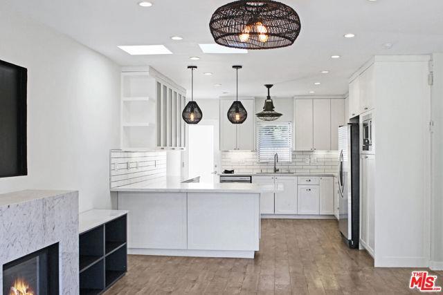 Building Photo - 464 Sherman Ave