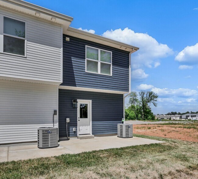 Building Photo - 358 Front Rdg Cir