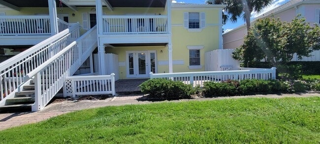 Building Photo - 237 Sea Horse Dr SE