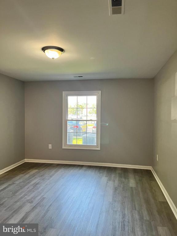 Building Photo - 7572 Belle Grae Dr