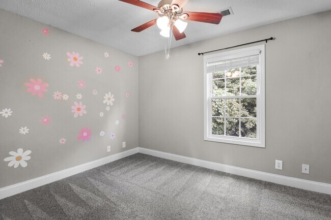 Building Photo - 3795 McAllister Dr