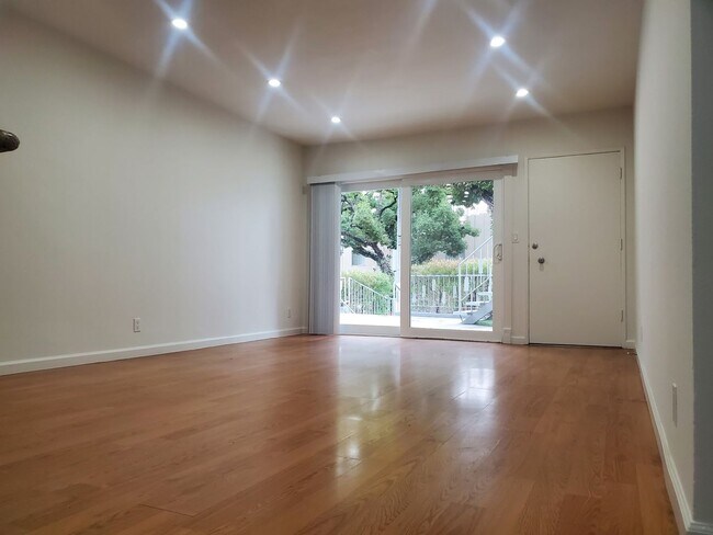 Interior Photo - Durango