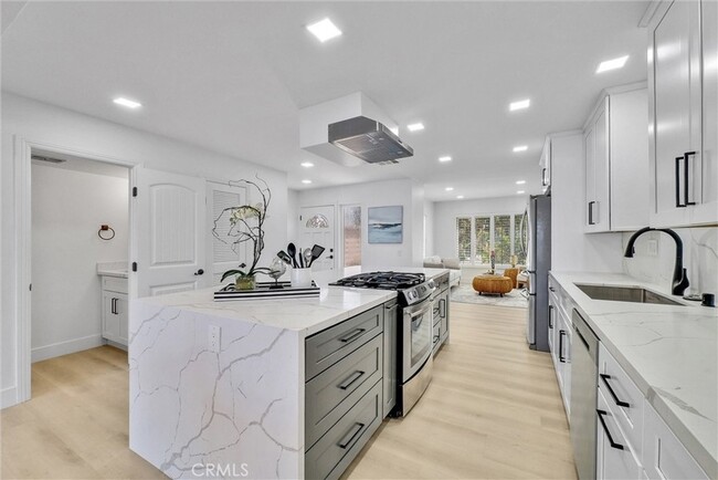 Building Photo - 16123 St Croix Cir