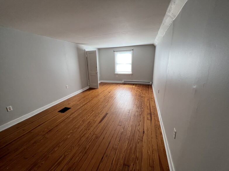 Bedroom 3 Upstairs - 3314 Granby St