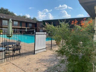 Building Photo - 11550 Chimney Rock Rd