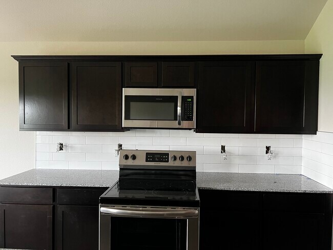 Building Photo - 532 Woodcreek Lp