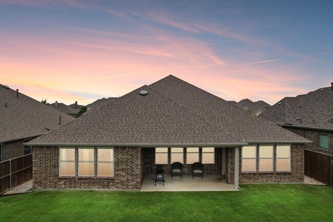 Building Photo - 2603 Wallingford Dr