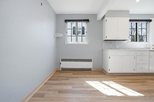 Building Photo - 5 Seymour Pl