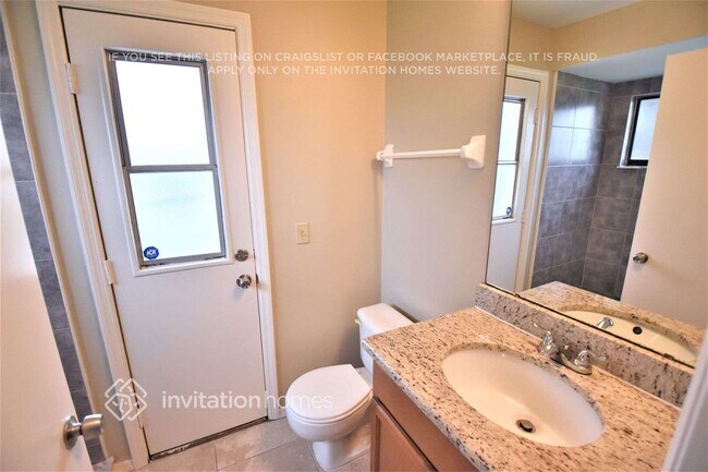 Building Photo - 277 Satinwood Cir