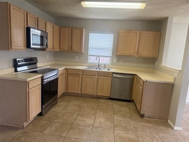 Building Photo - 1202 Scottsdale Dr