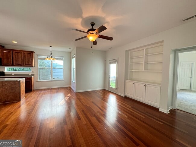 Building Photo - 212 Turnbridge Cir