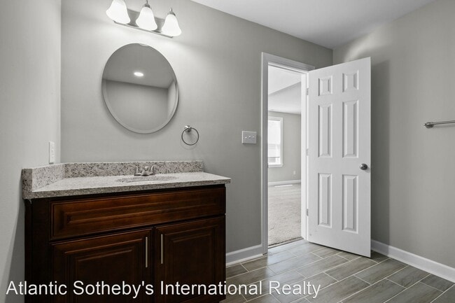 Building Photo - 3 br, 3 bath House - 426 Berkshire Terrace