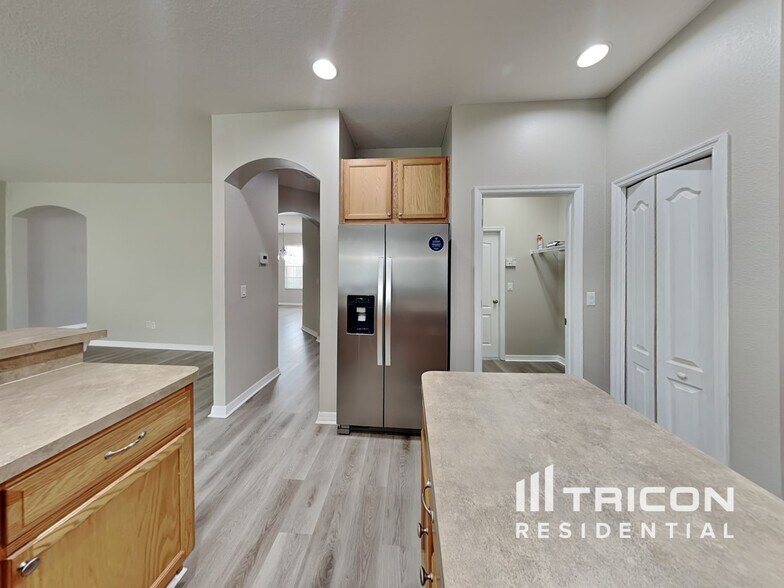Building Photo - 449 Arch Ridge Loop