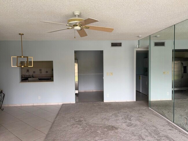 Building Photo - 826 Sky Pine Way