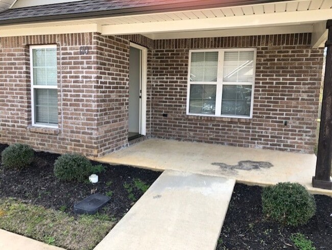 Primary Photo - 102 Magnolia Villas, Mooreville, MS