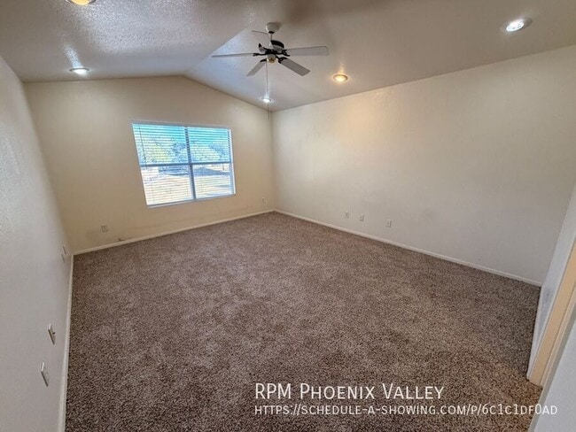 Building Photo - 3310 W Golden Ln