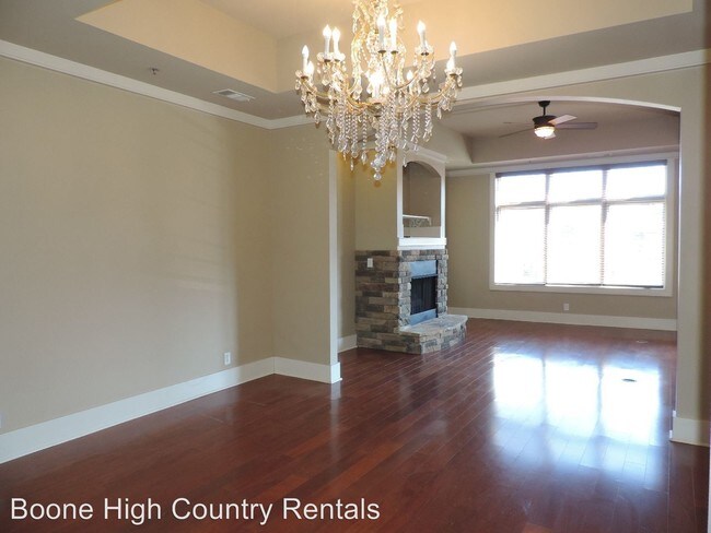 Building Photo - 3 br, 2 bath House - 148 Hwy 105 Ext Unit 203