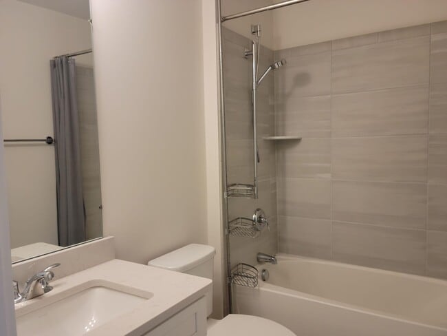 Building Photo - 2859 Hardwick Rd