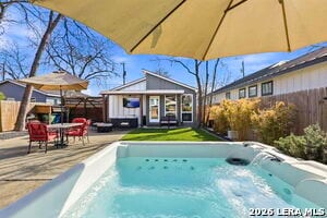 Building Photo - 227 E Baylor St