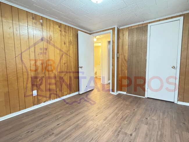 Building Photo - 3 Bed, 2 Bath Home in Ruston
