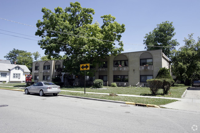 Primary Photo - Magnolia Apartments
