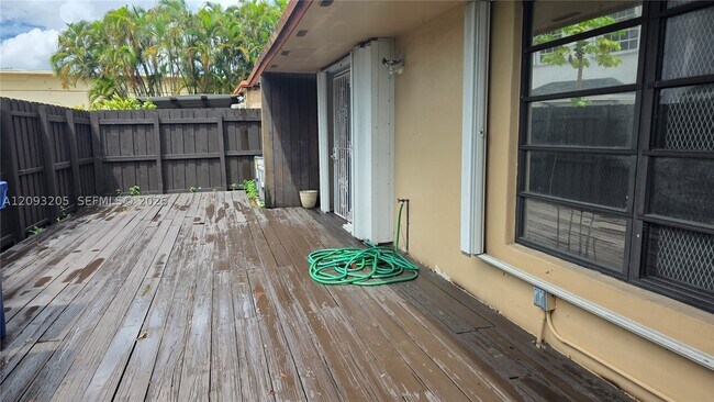 Building Photo - 19362 SW 103rd Ct