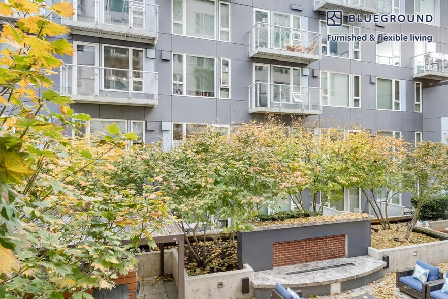 Building Photo - 1414 10th Ave