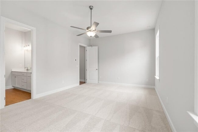 Building Photo - 708 Stickley Oak Way