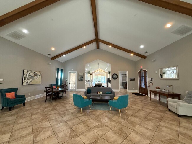 Building Photo - Mint Hill