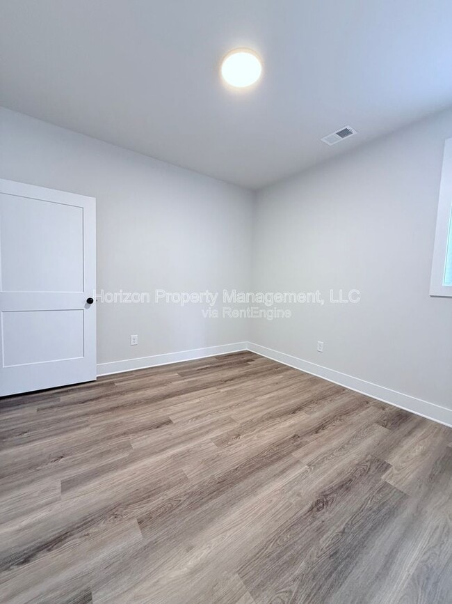 Building Photo - 7845 Wilkinson Dr