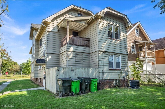 Building Photo - 4732 E 104th St