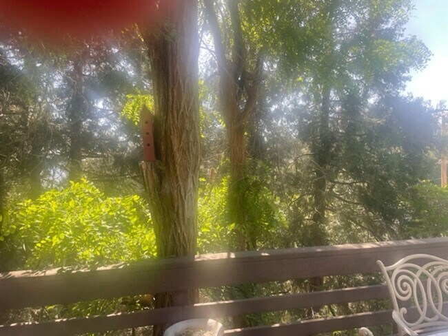 Building Photo - Level Entry 2 bedroom 2 bath