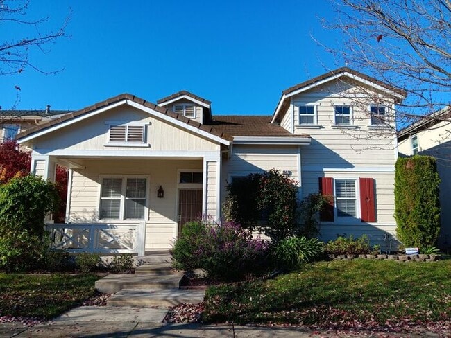 Building Photo - Beautiful 4 Bed 3 Bath Single Family Home in Santa Rosa- $3,250 per month!