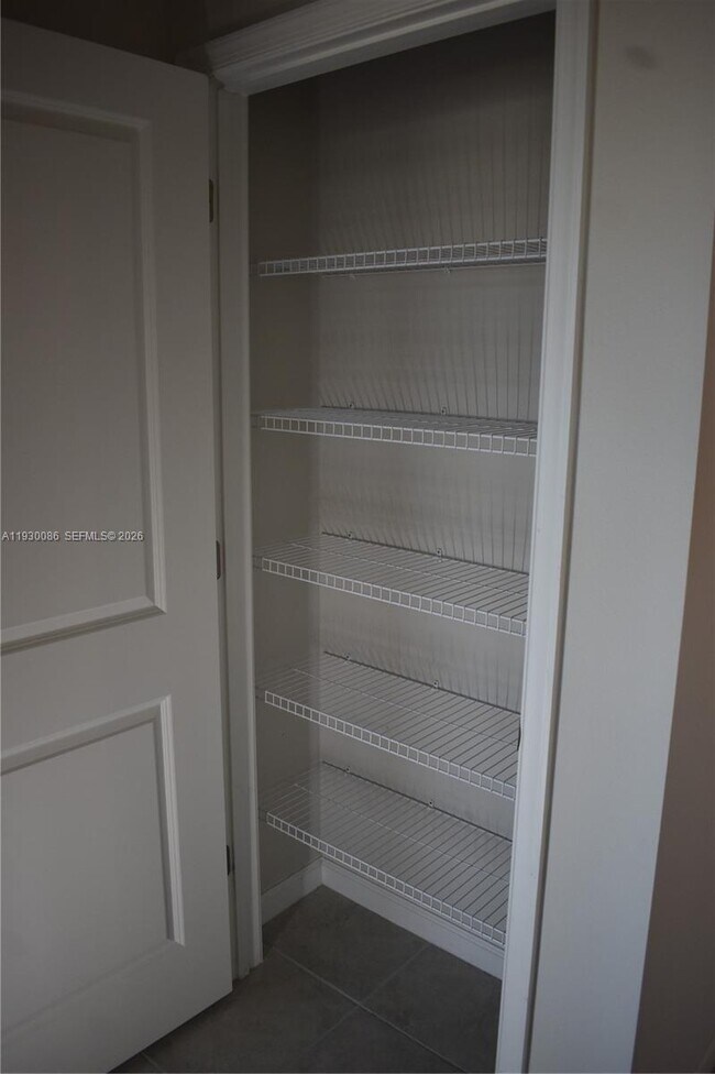 Building Photo - 3634 Lazy River Ter