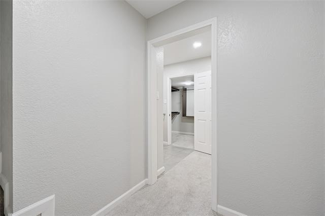 Building Photo - 526 E Avenue J