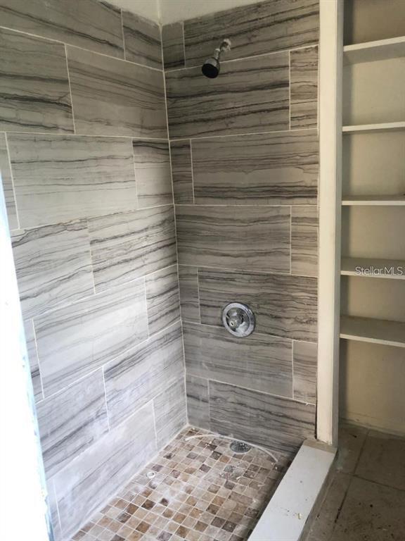 Building Photo - 1013 Ferndell Rd